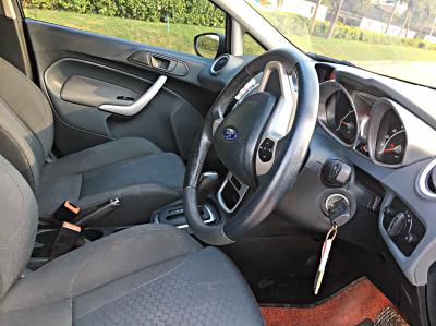 รถบ้าน รถมือสอง Ford Fiesta 1.5 รุ่น S Sport เกียร์ Auto ปี 2012 โดย หญิงรถบ้าน รถมือสองขอนแก่น ราคาถูก ผ่อนสบาย