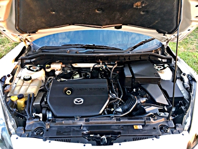 รถบ้าน รถมือสอง Mazda 3 Maxx Sport S/R MZR 2.0 เกียร์ Auto ปี 2012  โดย หญิงรถบ้าน รถมือสองขอนแก่น ราคาถูก ผ่อนสบาย