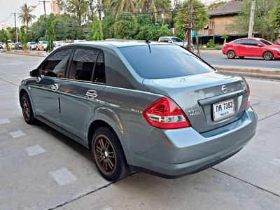 รถบ้าน รถมือสอง Nissan Tiida Latio 1.6 รุ่น B เกียร์ Auto ปี 2010  โดย หญิงรถบ้าน รถมือสองขอนแก่น ราคาถูก ผ่อนสบาย