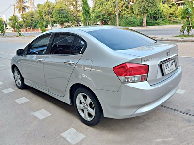 รถบ้าน รถมือสอง Honda City 1.5 i-VTEC รุ่น V เกียร์ Auto ปี 2010 โดย หญิงรถบ้าน รถมือสองขอนแก่น ราคาถูก ผ่อนสบาย