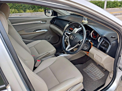 รถบ้าน รถมือสอง Honda City 1.5 i-VTEC รุ่น V เกียร์ Auto ปี 2010 โดย หญิงรถบ้าน รถมือสองขอนแก่น ราคาถูก ผ่อนสบาย