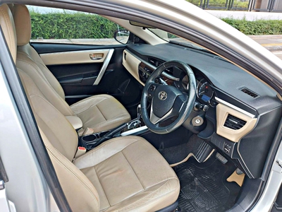 รถบ้าน รถมือสอง All New Toyota  Corolla Altis 1.6 รุ่น G เกียร์ Auto ปี 2014 โดย หญิงรถบ้าน รถมือสองขอนแก่น ราคาถูก ผ่อนสบาย