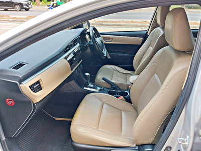 รถบ้าน รถมือสอง All New Toyota  Corolla Altis 1.6 รุ่น G เกียร์ Auto ปี 2014 โดย หญิงรถบ้าน รถมือสองขอนแก่น ราคาถูก ผ่อนสบาย