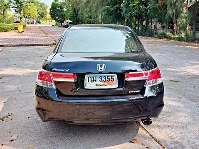 รถบ้าน รถมือสอง Honda Accord 2.0 i-VTEC รุ่น E เกียร์ Auto ปี 2011 Gen8 Minor Change โดย หญิงรถบ้าน รถมือสองขอนแก่น ราคาถูก ผ่อนสบาย