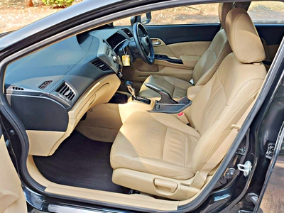 รถบ้าน รถมือสอง Honda Civic 1.8 i-VTEC รุ่น E เกียร์ Auto ปี 2013 โดย หญิงรถบ้าน รถมือสองขอนแก่น ราคาถูก ผ่อนสบาย