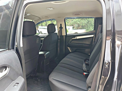 รถบ้าน รถมือสอง ISUZU D-MAX Hi-Lander 4-Door 2.5 Z Ddi VGS ปี 2012  โดย หญิงรถบ้าน รถมือสองขอนแก่น ราคาถูก ผ่อนสบาย
