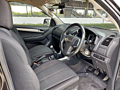 รถบ้าน รถมือสอง ISUZU D-MAX Hi-Lander 4-Door 2.5 Z Ddi VGS ปี 2012  โดย หญิงรถบ้าน รถมือสองขอนแก่น ราคาถูก ผ่อนสบาย