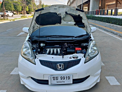 รถบ้าน รถมือสอง Honda Jazz 1.5 i-VTEC รุ่น V เกียร์ Auto ปี 2008 โดย หญิงรถบ้าน รถมือสองขอนแก่น ราคาถูก ผ่อนสบาย