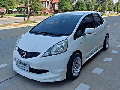 รถบ้าน รถมือสอง Honda Jazz 1.5 i-VTEC รุ่น V เกียร์ Auto ปี 2008 โดย หญิงรถบ้าน รถมือสองขอนแก่น ราคาถูก ผ่อนสบาย