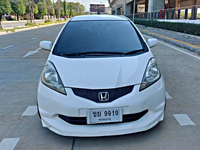 รถบ้าน รถมือสอง Honda Jazz 1.5 i-VTEC รุ่น V เกียร์ Auto ปี 2008 โดย หญิงรถบ้าน รถมือสองขอนแก่น ราคาถูก ผ่อนสบาย