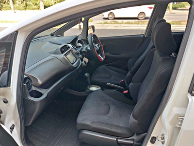 รถบ้าน รถมือสอง Honda Jazz 1.5 i-VTEC รุ่น V เกียร์ Auto ปี 2008 โดย หญิงรถบ้าน รถมือสองขอนแก่น ราคาถูก ผ่อนสบาย