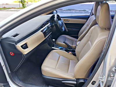 รถบ้าน รถมือสอง All New Toyota  Corolla Altis 1.6 รุ่น G เกียร์ Auto ปี 2015 โดย หญิงรถบ้าน รถมือสองขอนแก่น ราคาถูก ผ่อนสบาย