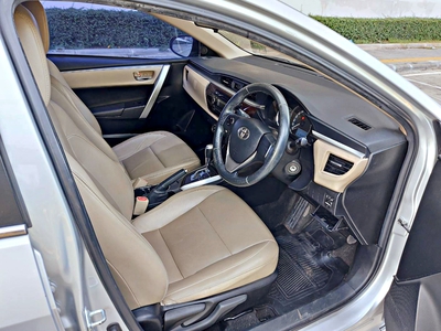 รถบ้าน รถมือสอง All New Toyota  Corolla Altis 1.6 รุ่น G เกียร์ Auto ปี 2015 โดย หญิงรถบ้าน รถมือสองขอนแก่น ราคาถูก ผ่อนสบาย