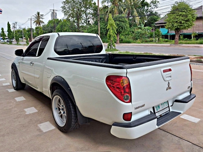 รถบ้าน รถมือสอง Mitsubishi Triton 2.5 MEGA CAB รุ่น GLX เกียร์ MT ปี 2014  โดย หญิงรถบ้าน รถมือสองขอนแก่น ราคาถูก ผ่อนสบาย