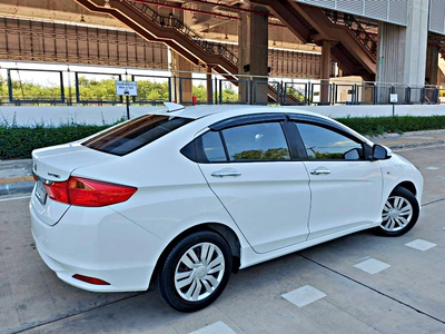 รถบ้าน รถมือสอง All New Honda City 1.5 i-VTEC รุ่น V เกียร์ Auto ปี 2015   โดย หญิงรถบ้าน รถมือสองขอนแก่น ราคาถูก ผ่อนสบาย