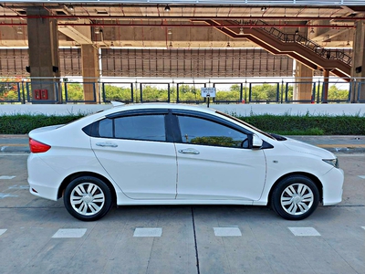 รถบ้าน รถมือสอง All New Honda City 1.5 i-VTEC รุ่น V เกียร์ Auto ปี 2015   โดย หญิงรถบ้าน รถมือสองขอนแก่น ราคาถูก ผ่อนสบาย