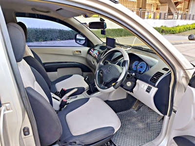 รถบ้าน รถมือสอง Mitsubishi Triton 2.5 GLX MEGA CAB เกียร์ MT ปี 2006  โดย หญิงรถบ้าน รถมือสองขอนแก่น ราคาถูก ผ่อนสบาย