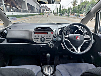 รถบ้าน รถมือสอง Honda Jazz 1.5 i-VTEC รุ่น V เกียร์ Auto ปี 2011 โดย หญิงรถบ้าน รถมือสองขอนแก่น ราคาถูก ผ่อนสบาย