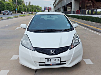 รถบ้าน รถมือสอง Honda Jazz 1.5 i-VTEC รุ่น V เกียร์ Auto ปี 2011 โดย หญิงรถบ้าน รถมือสองขอนแก่น ราคาถูก ผ่อนสบาย