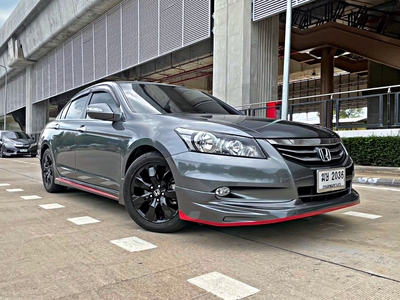 รถบ้าน รถมือสอง Honda Accord 2.0 i-VTEC รุ่น E เกียร์ Auto ปี 2012  โดย หญิงรถบ้าน รถมือสองขอนแก่น ราคาถูก ผ่อนสบาย