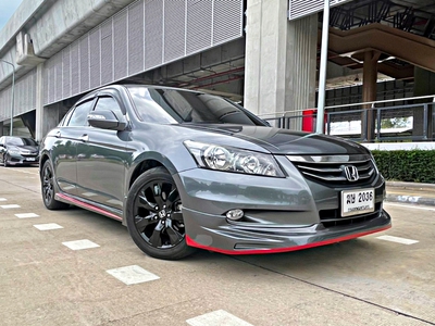 รถบ้าน รถมือสอง Honda Accord 2.0 i-VTEC รุ่น E เกียร์ Auto ปี 2012  โดย หญิงรถบ้าน รถมือสองขอนแก่น ราคาถูก ผ่อนสบาย