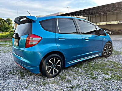 รถบ้าน รถมือสอง Honda Jazz 1.5 i-VTEC รุ่น V (ABS) เกียร์ Auto ปี 2009 โดย หญิงรถบ้าน รถมือสองขอนแก่น ราคาถูก ผ่อนสบาย