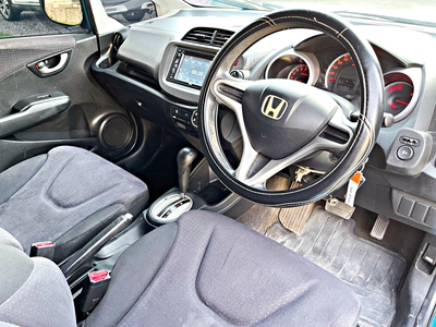 รถบ้าน รถมือสอง Honda Jazz 1.5 i-VTEC รุ่น V (ABS) เกียร์ Auto ปี 2009 โดย หญิงรถบ้าน รถมือสองขอนแก่น ราคาถูก ผ่อนสบาย