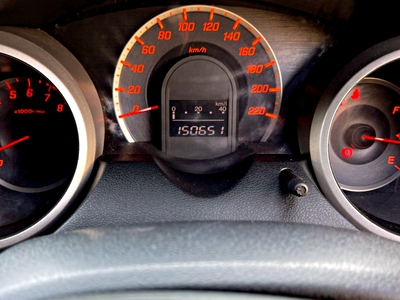 รถบ้าน รถมือสอง Honda Jazz 1.5 i-VTEC รุ่น V (ABS) เกียร์ Auto ปี 2009 โดย หญิงรถบ้าน รถมือสองขอนแก่น ราคาถูก ผ่อนสบาย