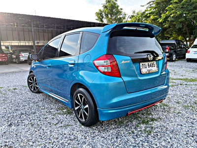 รถบ้าน รถมือสอง Honda Jazz 1.5 i-VTEC รุ่น V (ABS) เกียร์ Auto ปี 2009 โดย หญิงรถบ้าน รถมือสองขอนแก่น ราคาถูก ผ่อนสบาย
