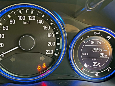 รถบ้าน รถมือสอง All New Honda City 1.5 i-VTEC รุ่น V Plus เกียร์ Auto ปี 2014  โดย หญิงรถบ้าน รถมือสองขอนแก่น ราคาถูก ผ่อนสบาย