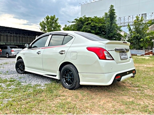 รถบ้าน รถมือสอง Nissan Almera 1.2 รุ่น E Sportech เกียร์ Auto ปี 2015  โดย หญิงรถบ้าน รถมือสองขอนแก่น ราคาถูก ผ่อนสบาย