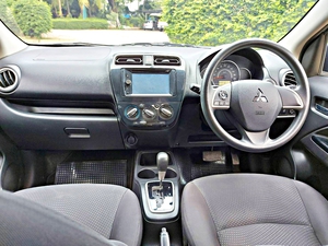 รถบ้าน รถมือสอง Mitsubishi Attrage 1.2 รุ่น GLX เกียร์ Auto ปี 2019 โดย หญิงรถบ้าน รถมือสองขอนแก่น ราคาถูก ผ่อนสบาย