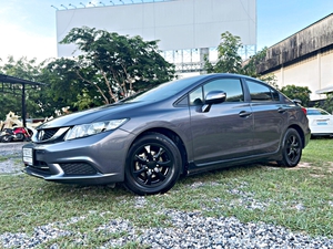 รถบ้าน รถมือสอง Honda Civic 1.8 i-VTEC รุ่น E เกียร์ Auto ปี 2014 โดย หญิงรถบ้าน รถมือสองขอนแก่น ราคาถูก ผ่อนสบาย