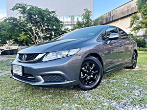 รถบ้าน รถมือสอง Honda Civic 1.8 i-VTEC รุ่น E เกียร์ Auto ปี 2014 โดย หญิงรถบ้าน รถมือสองขอนแก่น ราคาถูก ผ่อนสบาย