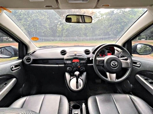 รถบ้าน รถมือสอง Mazda 2 1.5 Sports Maxx เกียร์ Auto ปี 2555 โดย หญิงรถบ้าน รถมือสองขอนแก่น ราคาถูก ผ่อนสบาย