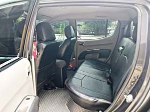 รถบ้าน รถมือสอง Mitsubishi Triton Plus 2.4 เบนซิน CNG แท้โรงงาน Double CAB เกียร์ MT ปี 2011 โดย หญิงรถบ้าน รถมือสองขอนแก่น ราคาถูก ผ่อนสบาย