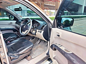 รถบ้าน รถมือสอง Mitsubishi Triton Plus 2.4 เบนซิน CNG แท้โรงงาน Double CAB เกียร์ MT ปี 2011 โดย หญิงรถบ้าน รถมือสองขอนแก่น ราคาถูก ผ่อนสบาย