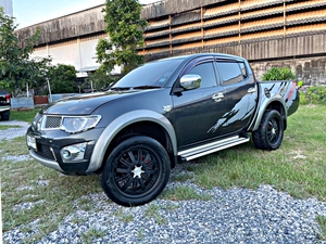 รถบ้าน รถมือสอง Mitsubishi Triton Plus 2.4 เบนซิน CNG แท้โรงงาน Double CAB เกียร์ MT ปี 2011 โดย หญิงรถบ้าน รถมือสองขอนแก่น ราคาถูก ผ่อนสบาย