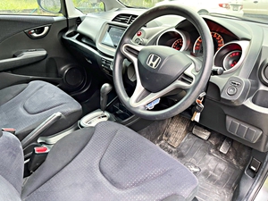 รถบ้าน รถมือสอง Honda Jazz 1.5 i-VTEC เกียร์ Auto ปี 2010 โดย หญิงรถบ้าน รถมือสองขอนแก่น ราคาถูก ผ่อนสบาย