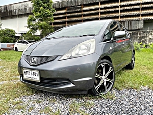 รถบ้าน รถมือสอง Honda Jazz 1.5 i-VTEC เกียร์ Auto ปี 2010 โดย หญิงรถบ้าน รถมือสองขอนแก่น ราคาถูก ผ่อนสบาย