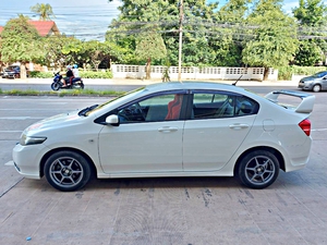 รถบ้าน รถมือสอง Honda City 1.5 i-VTEC รุ่น V CNG แท้โรงงาน เกียร์ Auto ปี 2013 โดย หญิงรถบ้าน รถมือสองขอนแก่น ราคาถูก ผ่อนสบาย