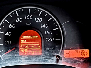 รถบ้าน รถมือสอง Nissan March 1.2 รุ่น E เกียร์ Auto ปี 2011 โดย หญิงรถบ้าน รถมือสองขอนแก่น ราคาถูก ผ่อนสบาย