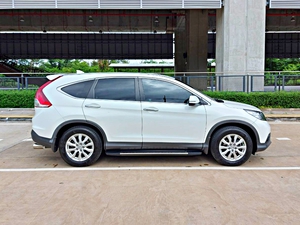 รถบ้าน รถมือสอง Honda CR-V 2.0 i-VTEC รุ่น E เกียร์ Auto ปี 2013 โดย หญิงรถบ้าน รถมือสองขอนแก่น ราคาถูก ผ่อนสบาย