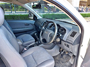 รถบ้าน รถมือสอง Toyota Hilux Vigo Champ Smart CAB 2.7 VVT-i รุ่น E  ปี 2013 โดย หญิงรถบ้าน รถมือสองขอนแก่น ราคาถูก ผ่อนสบาย