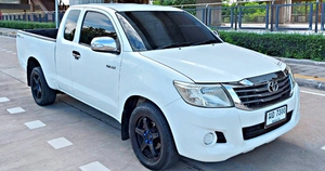 รถบ้าน รถมือสอง Toyota Hilux Vigo Champ Smart CAB 2.7 VVT-i รุ่น E  ปี 2013 โดย หญิงรถบ้าน รถมือสองขอนแก่น ราคาถูก ผ่อนสบาย