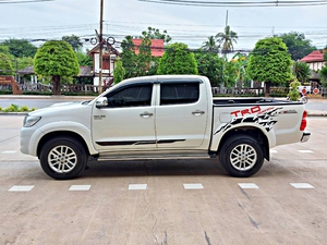 รถบ้าน รถมือสอง Toyota Hilux Vigo Champ Prerunner Double CAB 2.5 รุ่น E เกียร์ Auto ปี 2013 โดย หญิงรถบ้าน รถมือสองขอนแก่น ราคาถูก ผ่อนสบาย