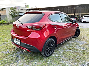 รถบ้าน รถมือสอง Mazda2 Hatchback 1.3 SkyActiv-G รุ่น High Plus เกียร์ Auto ปี 2015 โดย หญิงรถบ้าน รถมือสองขอนแก่น ราคาถูก ผ่อนสบาย