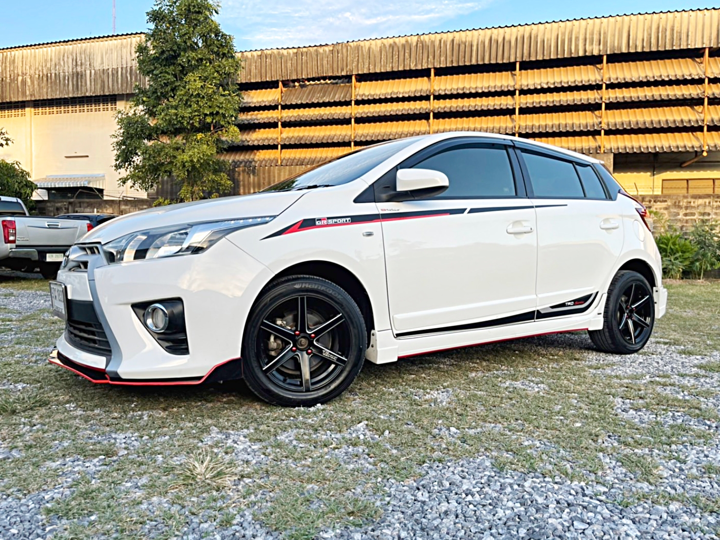รถบ้าน รถมือสอง Toyota Yaris 1.2 รุ่น E เกียร์ Auto ปี 2015 โดย หญิงรถบ้าน รถมือสองขอนแก่น ราคาถูก ผ่อนสบาย