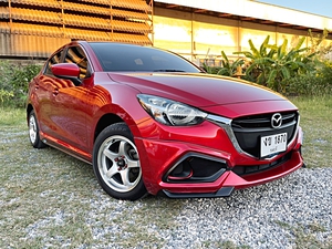 รถบ้าน รถมือสอง Mazda2 Sedan 1.3 SkyActiv-G เกียร์ Auto ปี 2016  โดย หญิงรถบ้าน รถมือสองขอนแก่น ราคาถูก ผ่อนสบาย