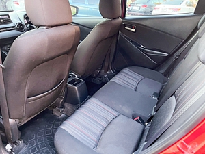 รถบ้าน รถมือสอง Mazda2 Sedan 1.3 SkyActiv-G เกียร์ Auto ปี 2016  โดย หญิงรถบ้าน รถมือสองขอนแก่น ราคาถูก ผ่อนสบาย